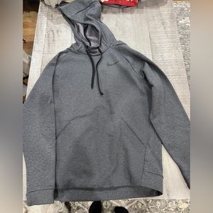 Men’s Nike Sweatshirt